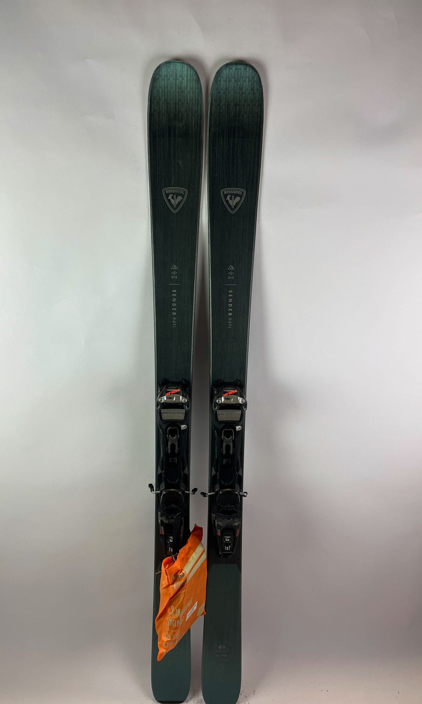 Ski Rossignol Sender 94 Ti + Marker Tour F12