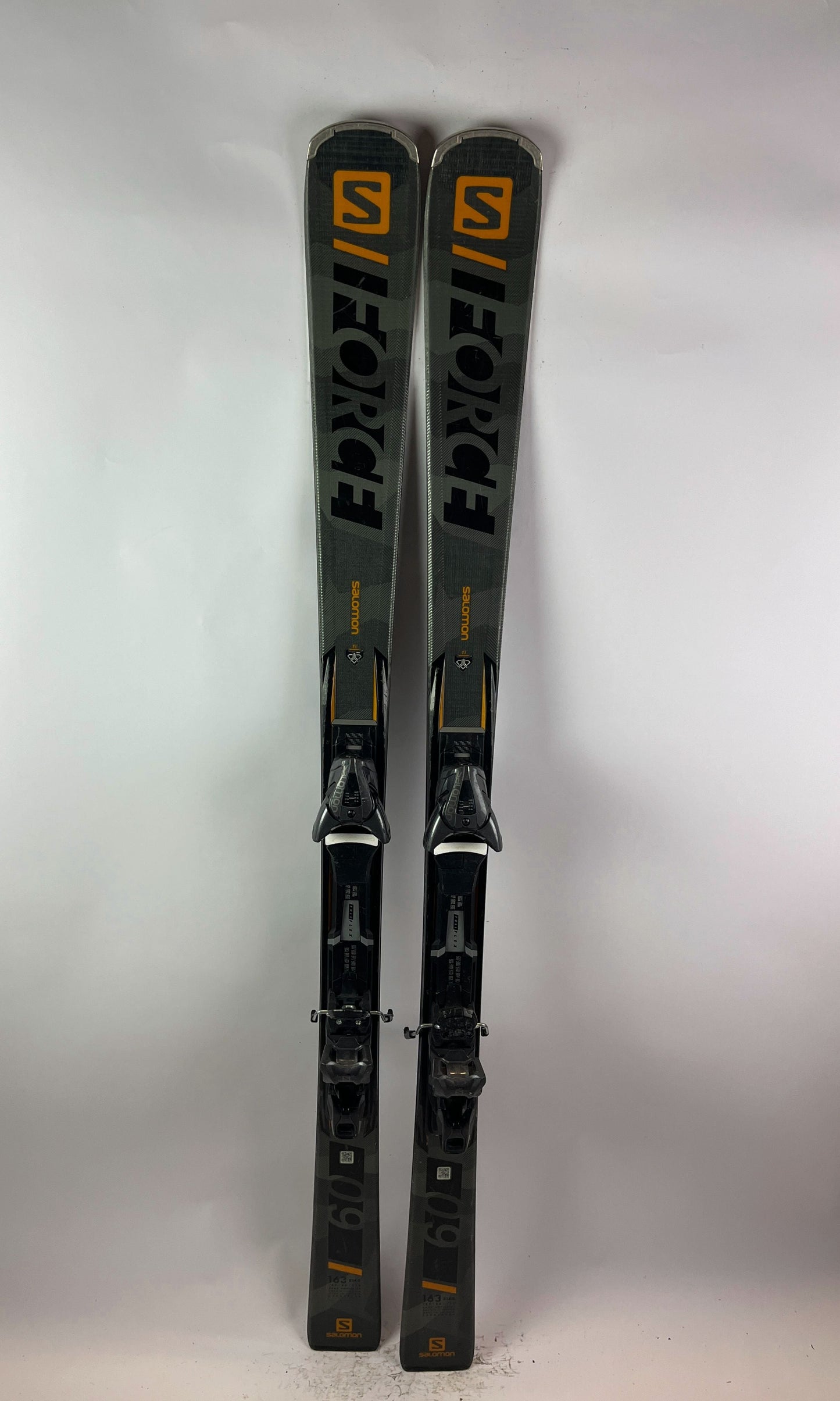 Ski Salomon S/Force 9