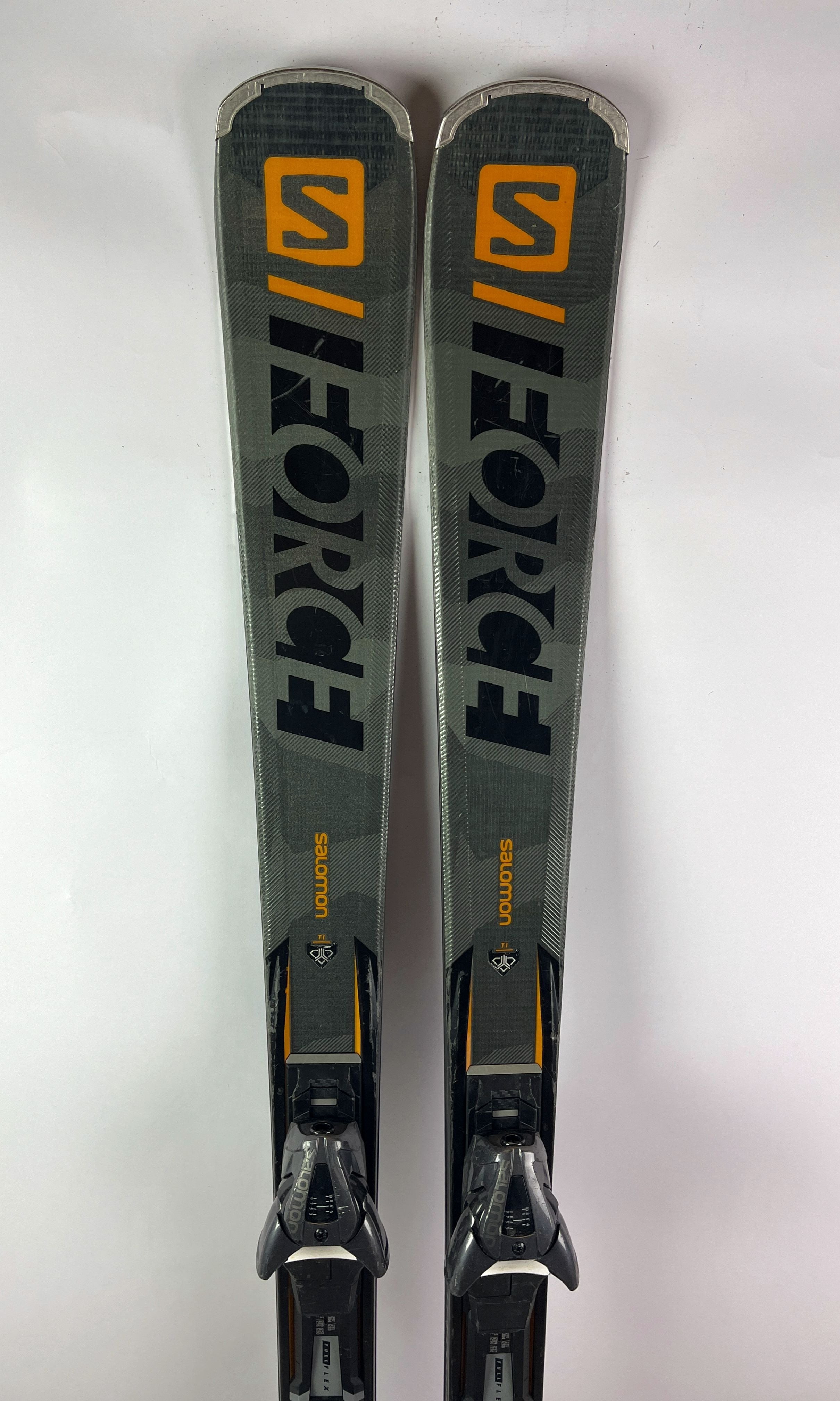 Ski Salomon S Force 9